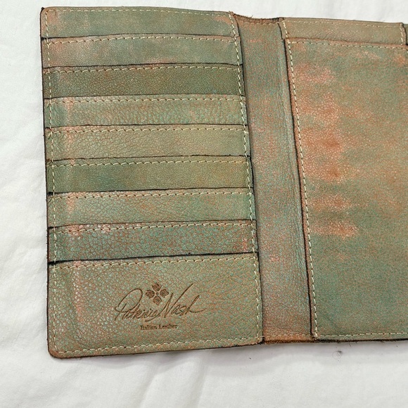 PATRICIA NASH Colli Studded Distressed Wallet - Picture 7 of 11